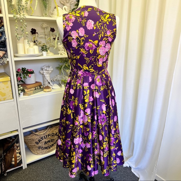 Laura Byrnes Grace Pink and Purple Floral 50s Style Dress - Picture 10 of 16